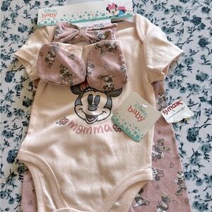 Disney Baby Minnie Mouse Onesie Set